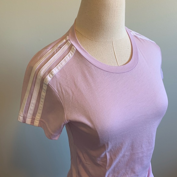 Pale lilac Adidas tee - Picture 1 of 4